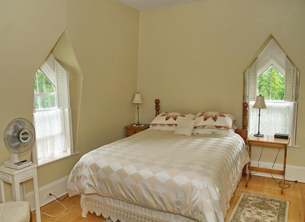 Bluenose Lodge Lunenburg Zimmer foto