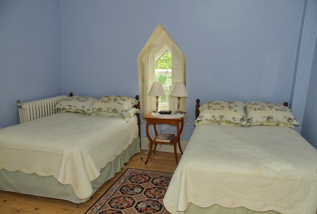 Bluenose Lodge Lunenburg Zimmer foto