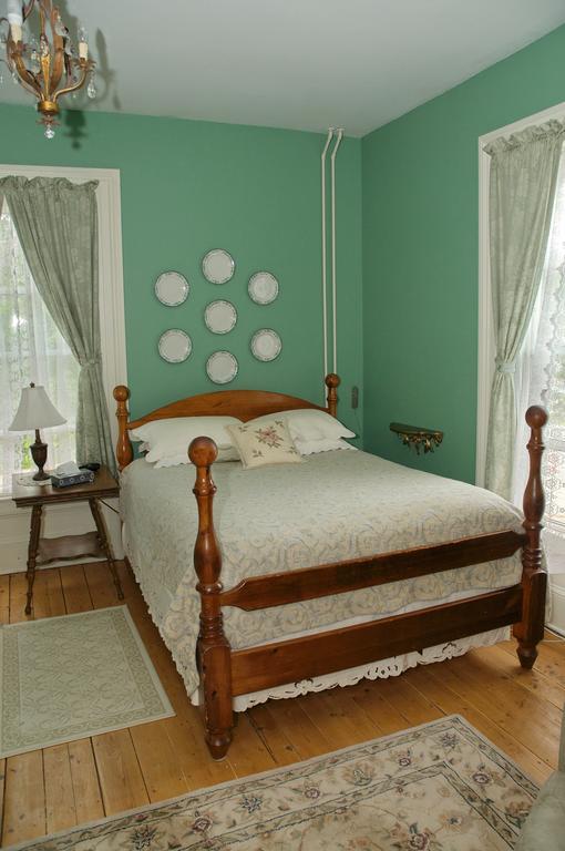 Bluenose Lodge Lunenburg Zimmer foto